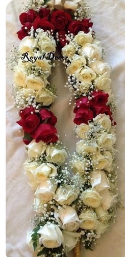 Pair of Fresh Red and white Roses Garlands