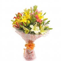 Mixed colour lilies bouquet